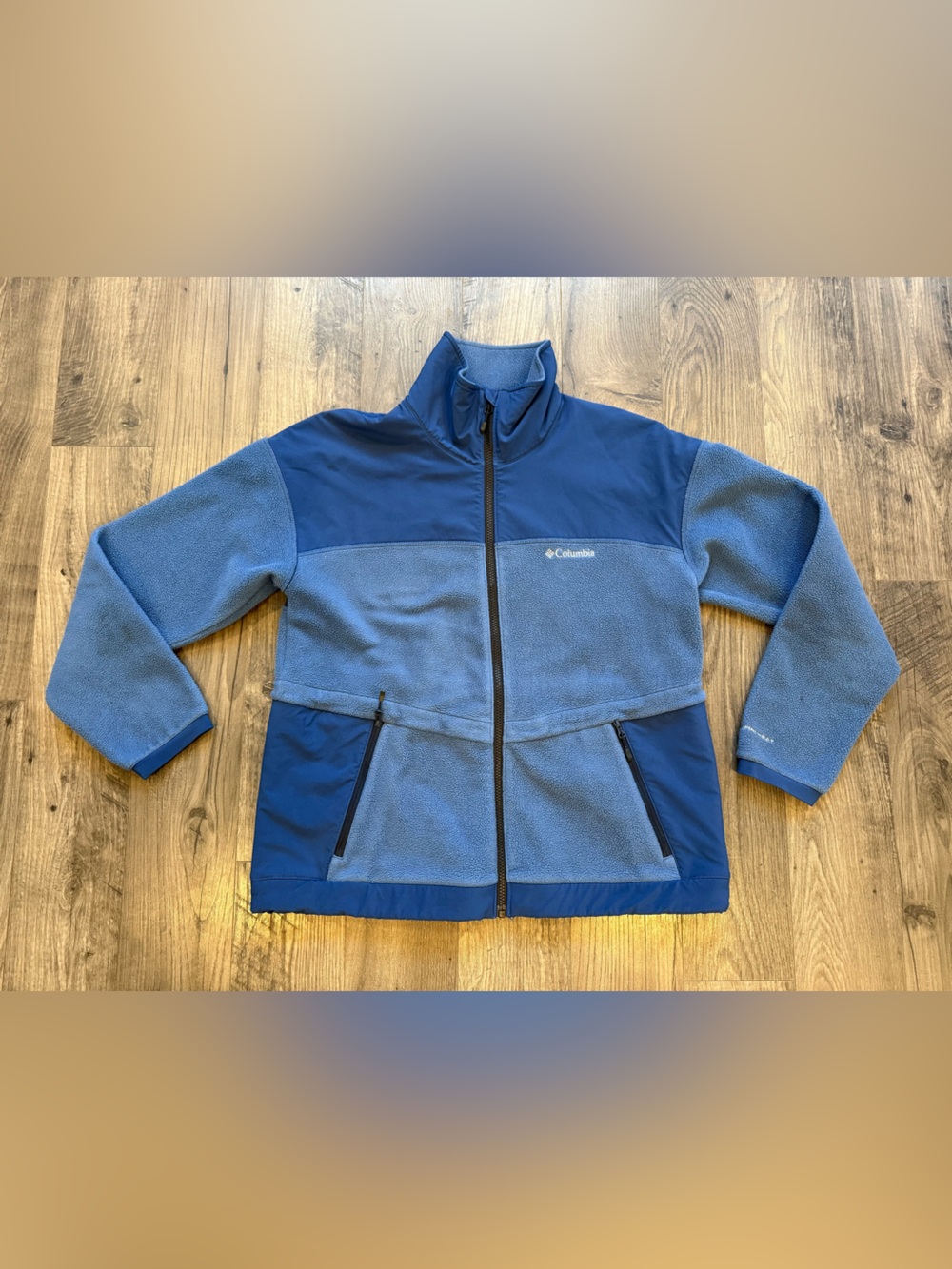 Columbia Sportswear Omni Heat Fleece Jacket. Men’s Size Medium